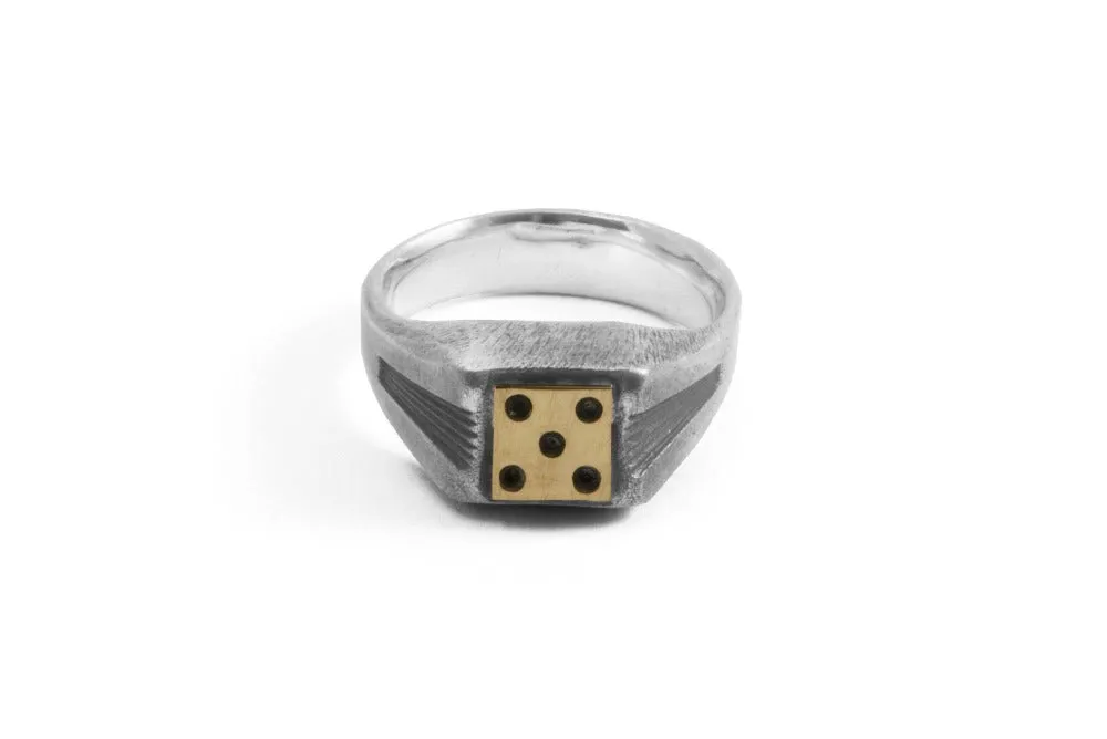 #005 - Signet Ring Dice
