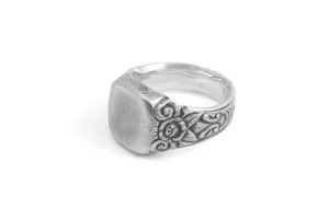 #018 - Signet Ring Gaucho