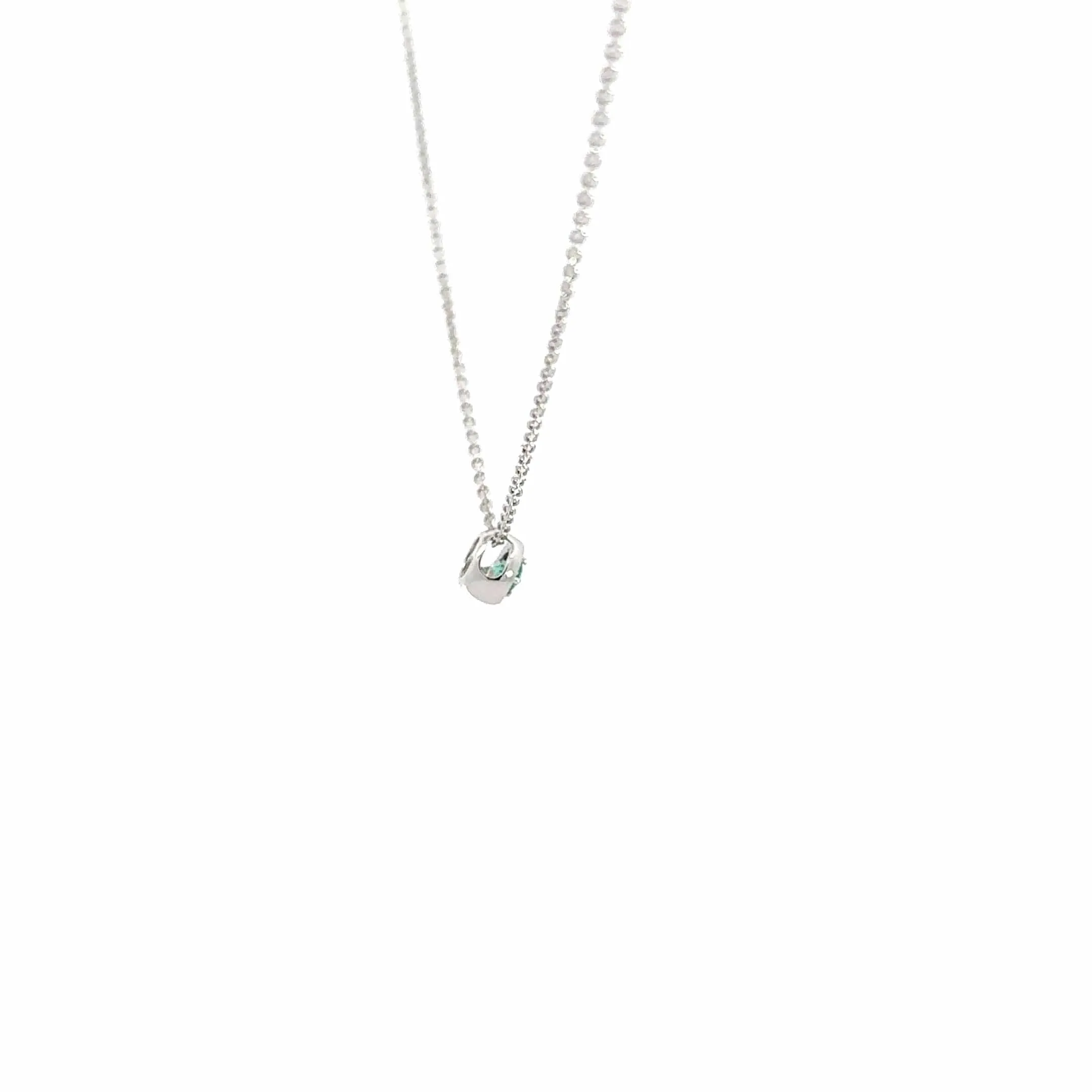 18K White Gold Emerald Pendant Necklace
