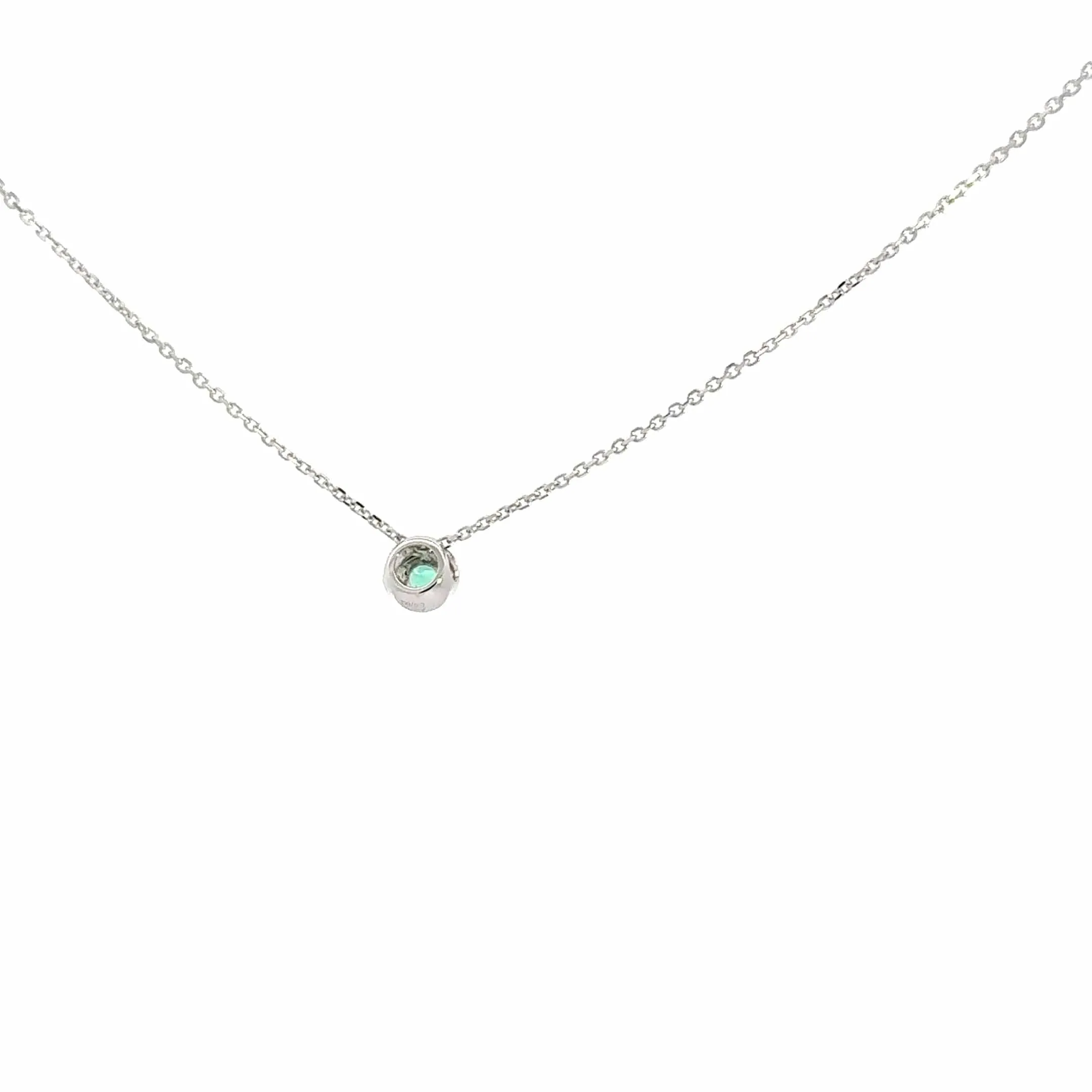 18K White Gold Emerald Pendant Necklace