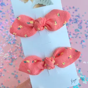 2PK BABY TIE CLIPS: coral bud
