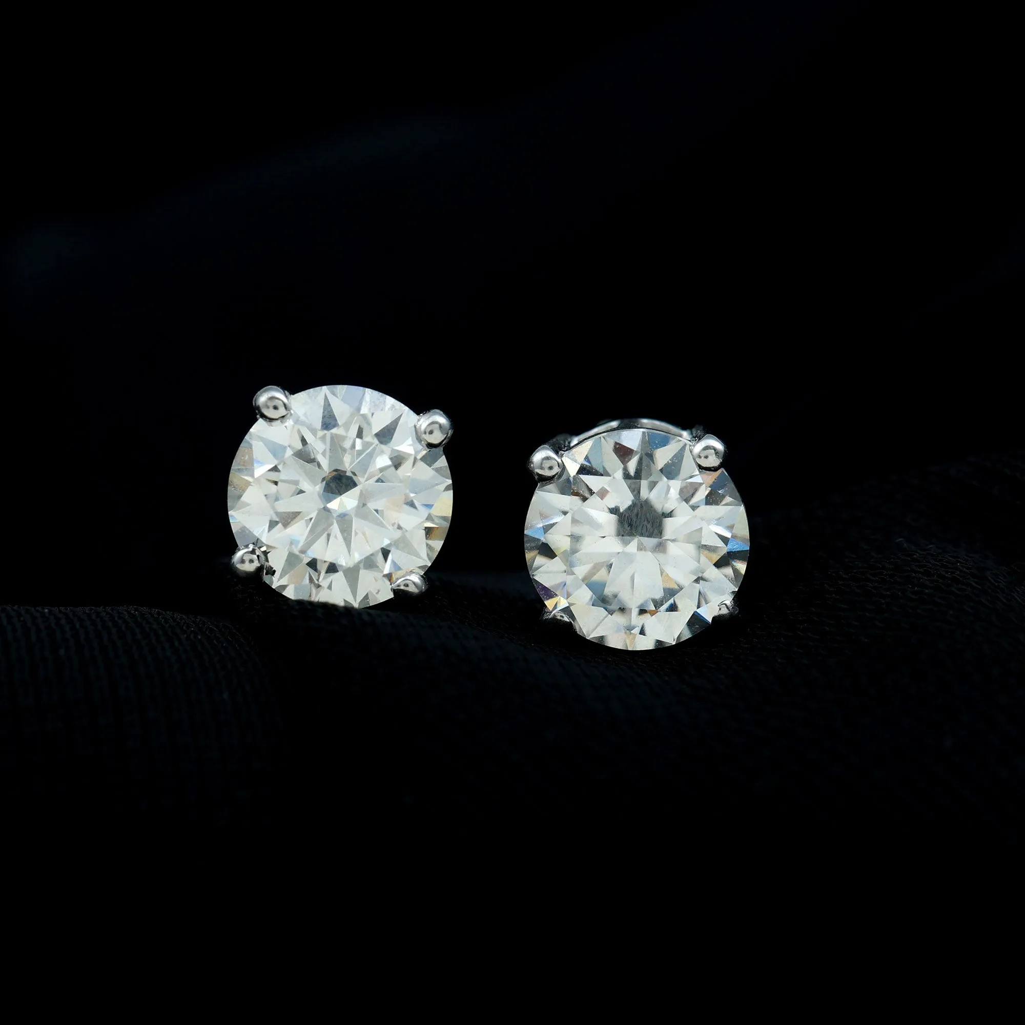 6 MM Moissanite Solitaire Stud Earrings