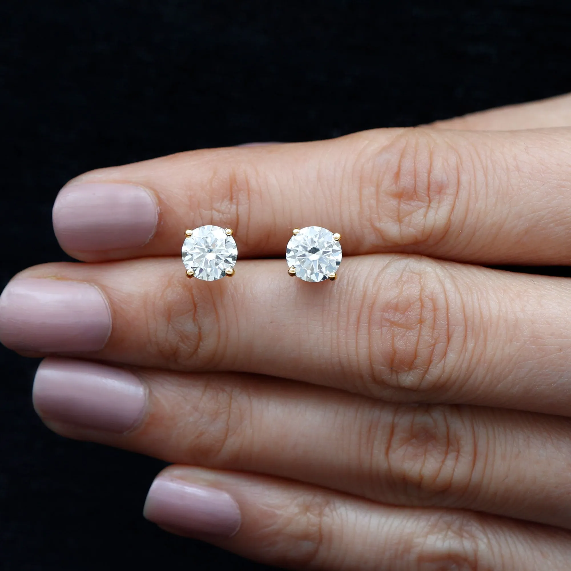 6 MM Moissanite Solitaire Stud Earrings