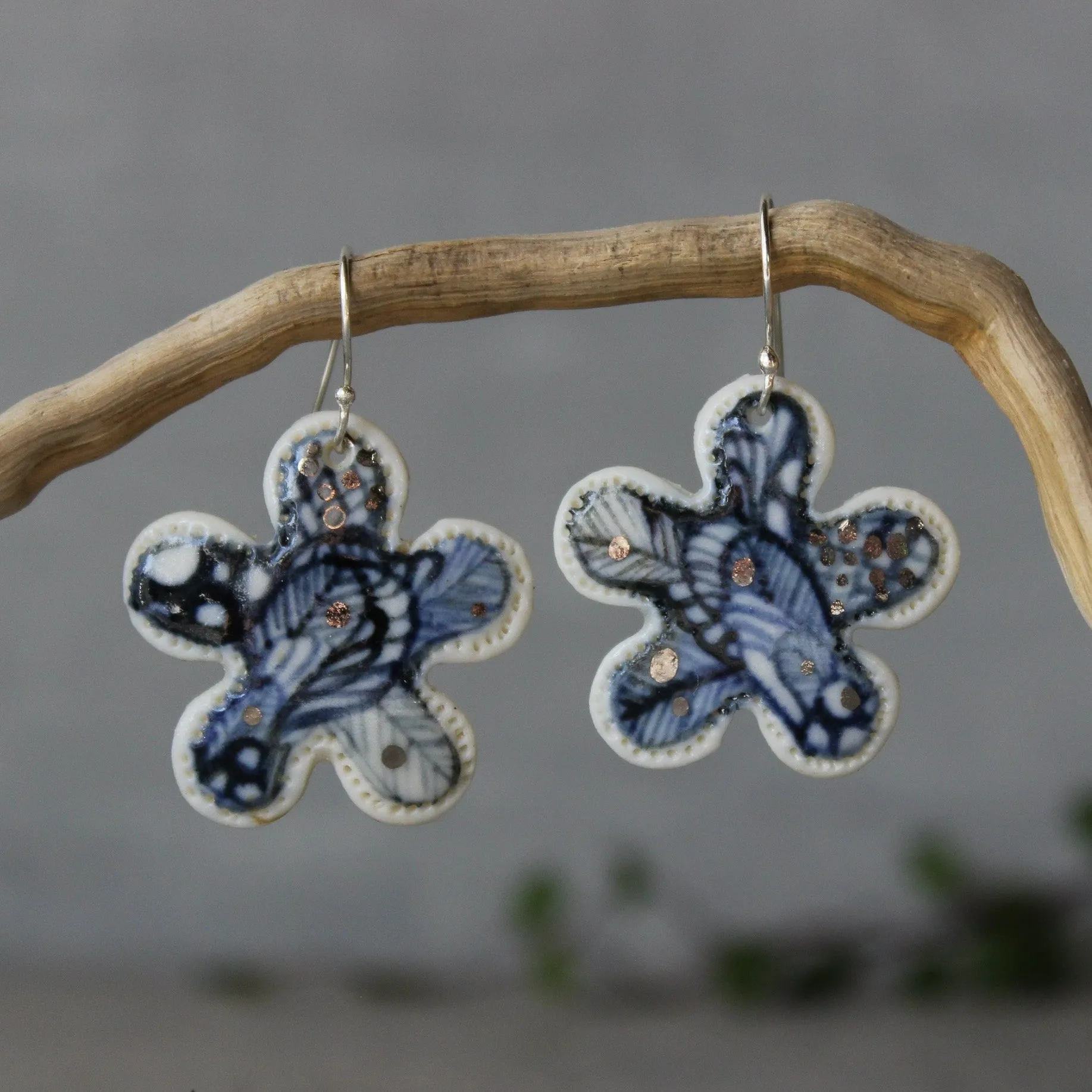 Ceramic Earrings Flower Indigo