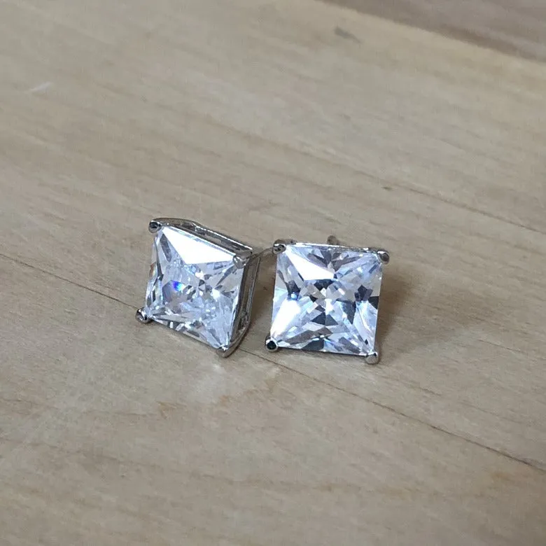 CZ Studs 4 Claw