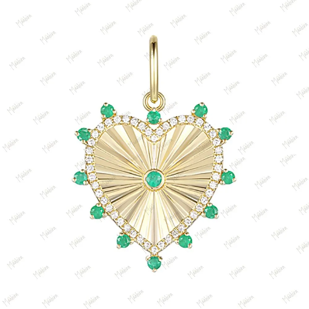 Diamond & Emerald Heart Pendant 19mm