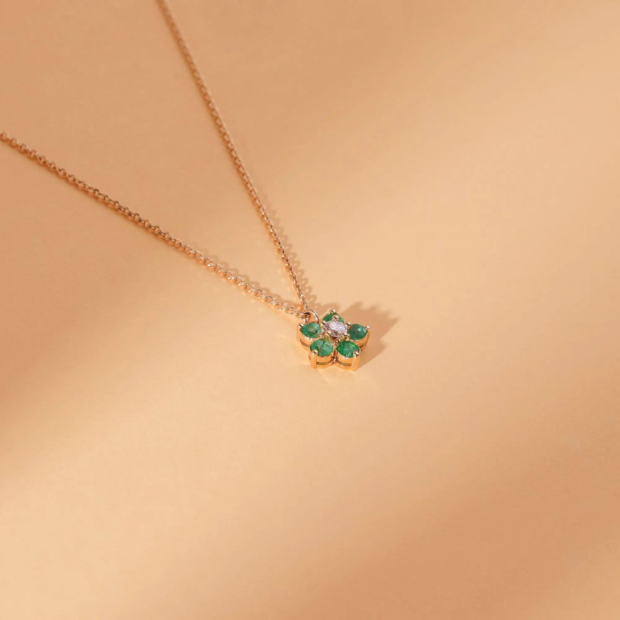 Emerald Flower Necklace, Alondra