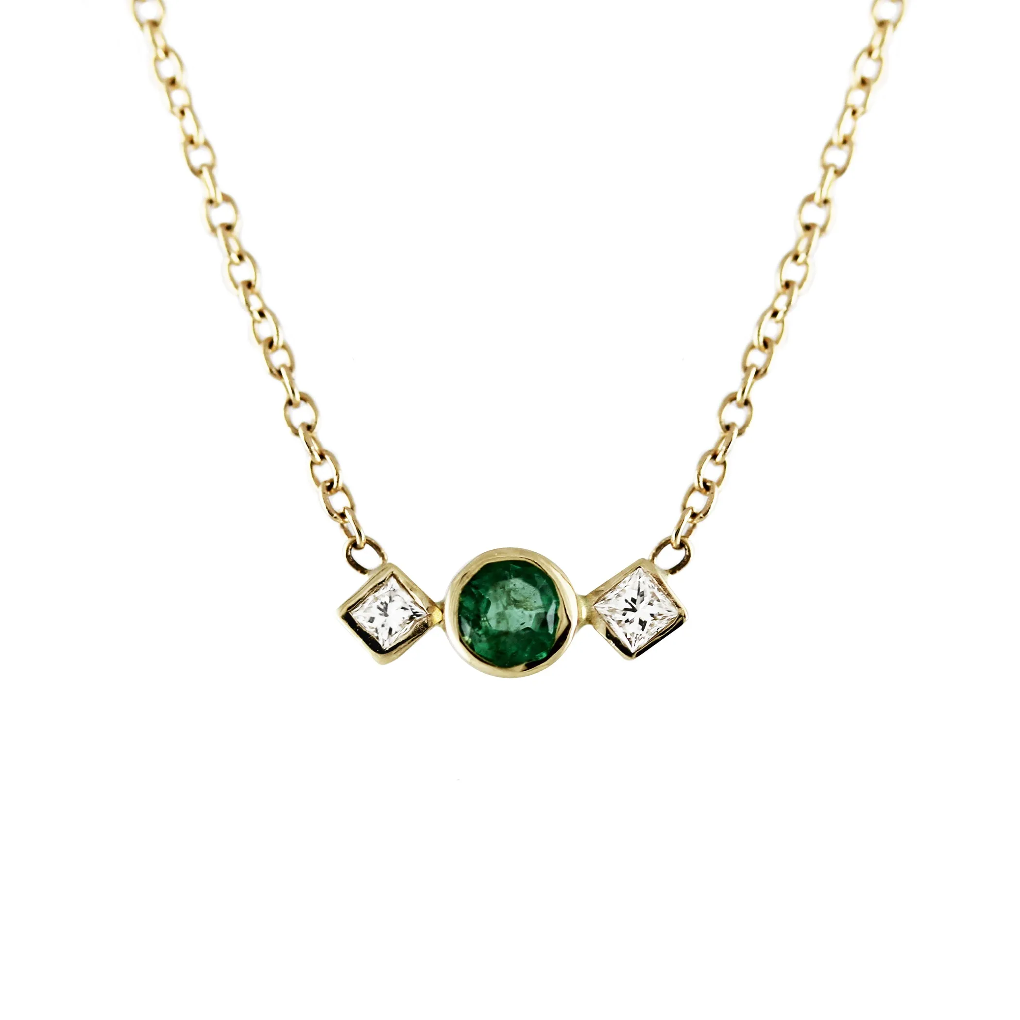 EMERALD WITH SQUARE SIDE DIAMONDS NECKLACE