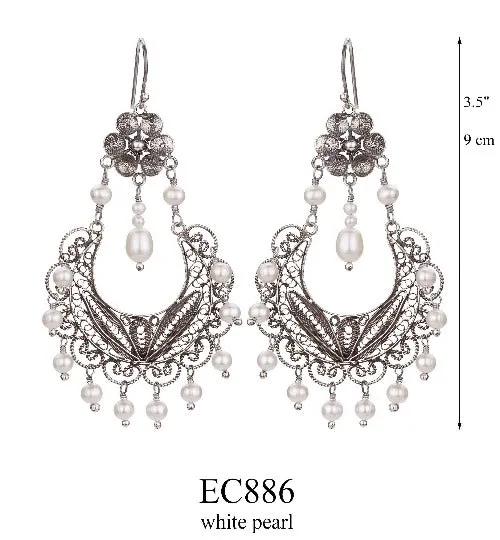 Frida chandelier earrings - white pearls