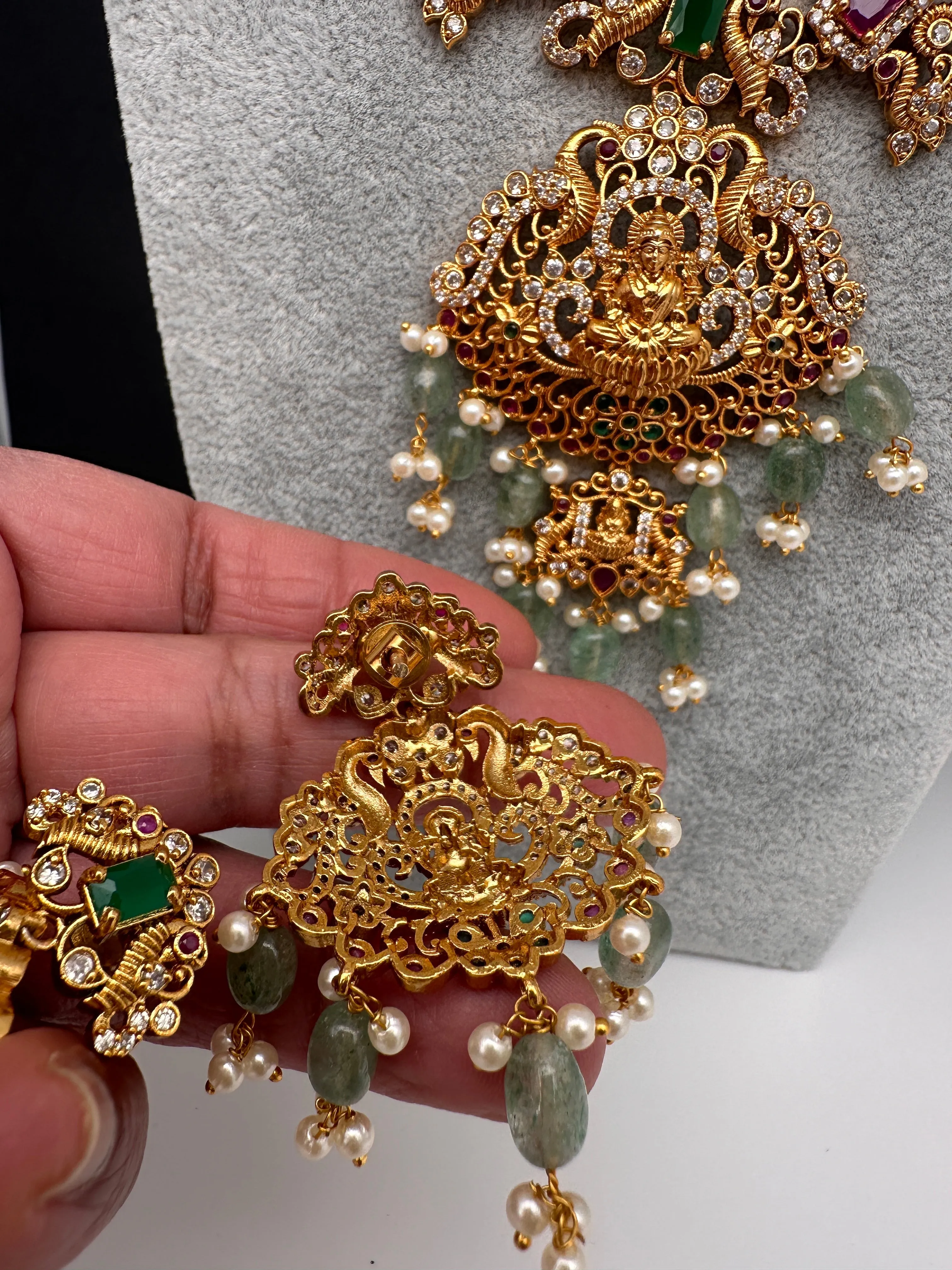 Kempu Multi Stone Goddess Lakshmi Short Necklace