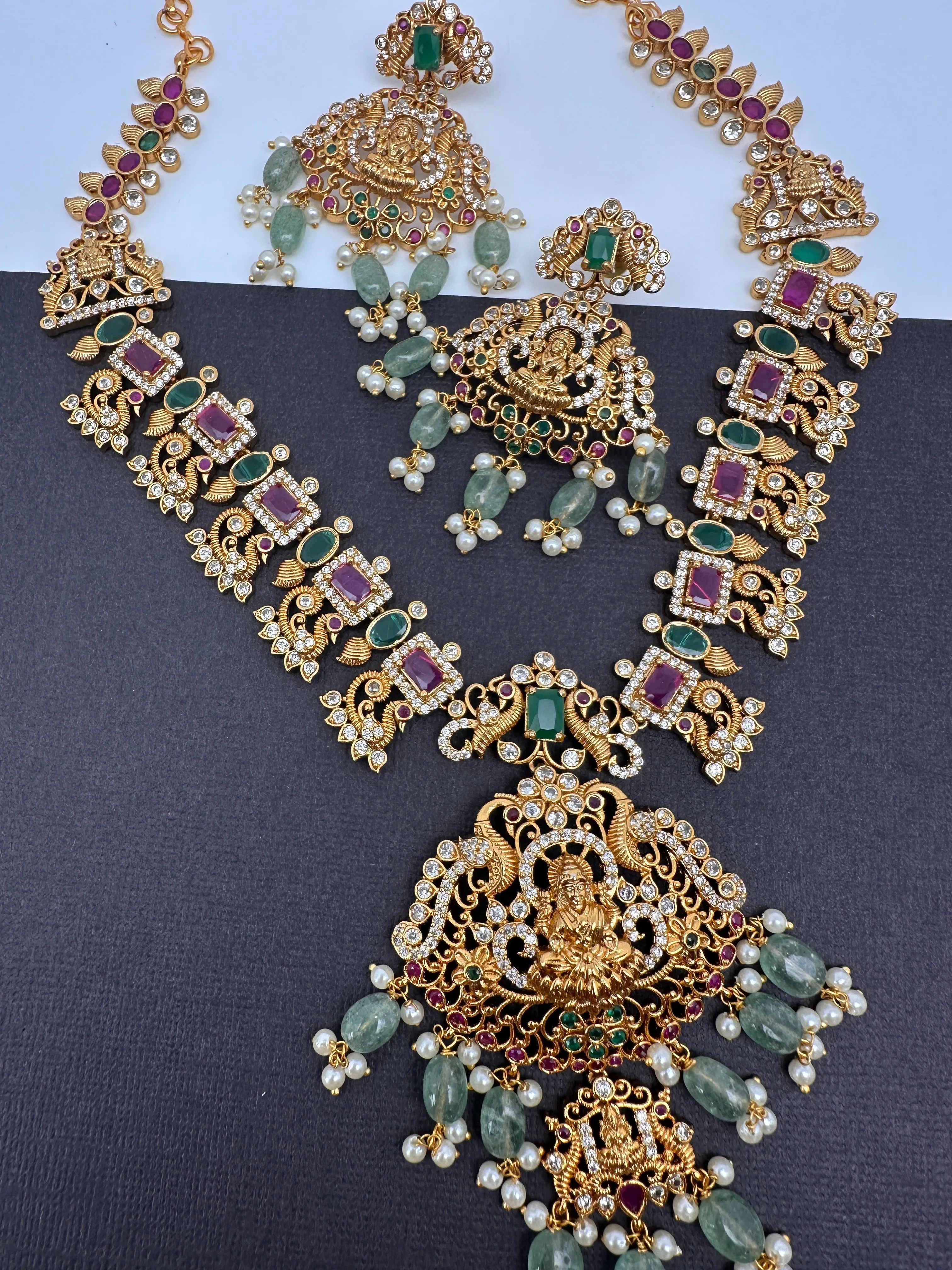 Kempu Multi Stone Goddess Lakshmi Short Necklace