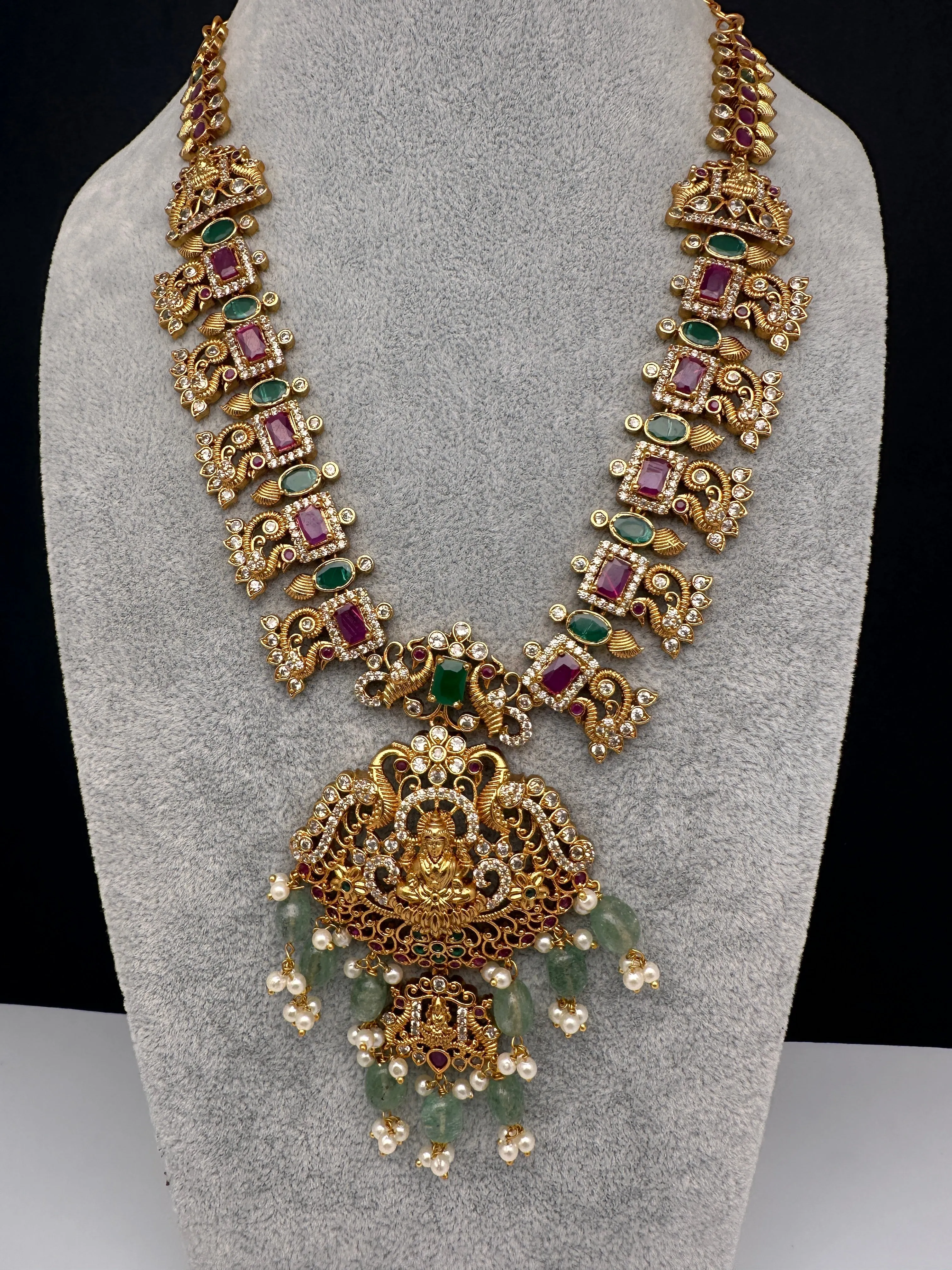 Kempu Multi Stone Goddess Lakshmi Short Necklace