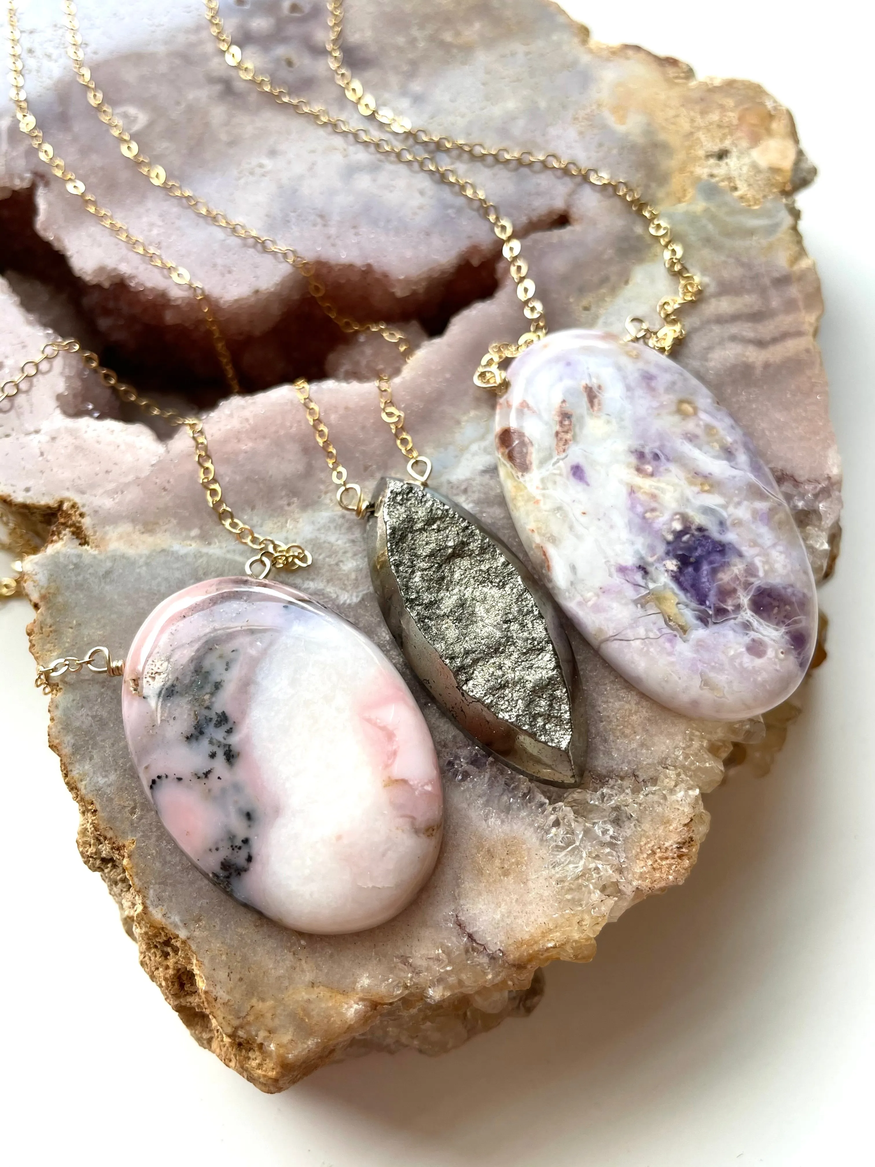 Large Purple Tiffany Morado Opal