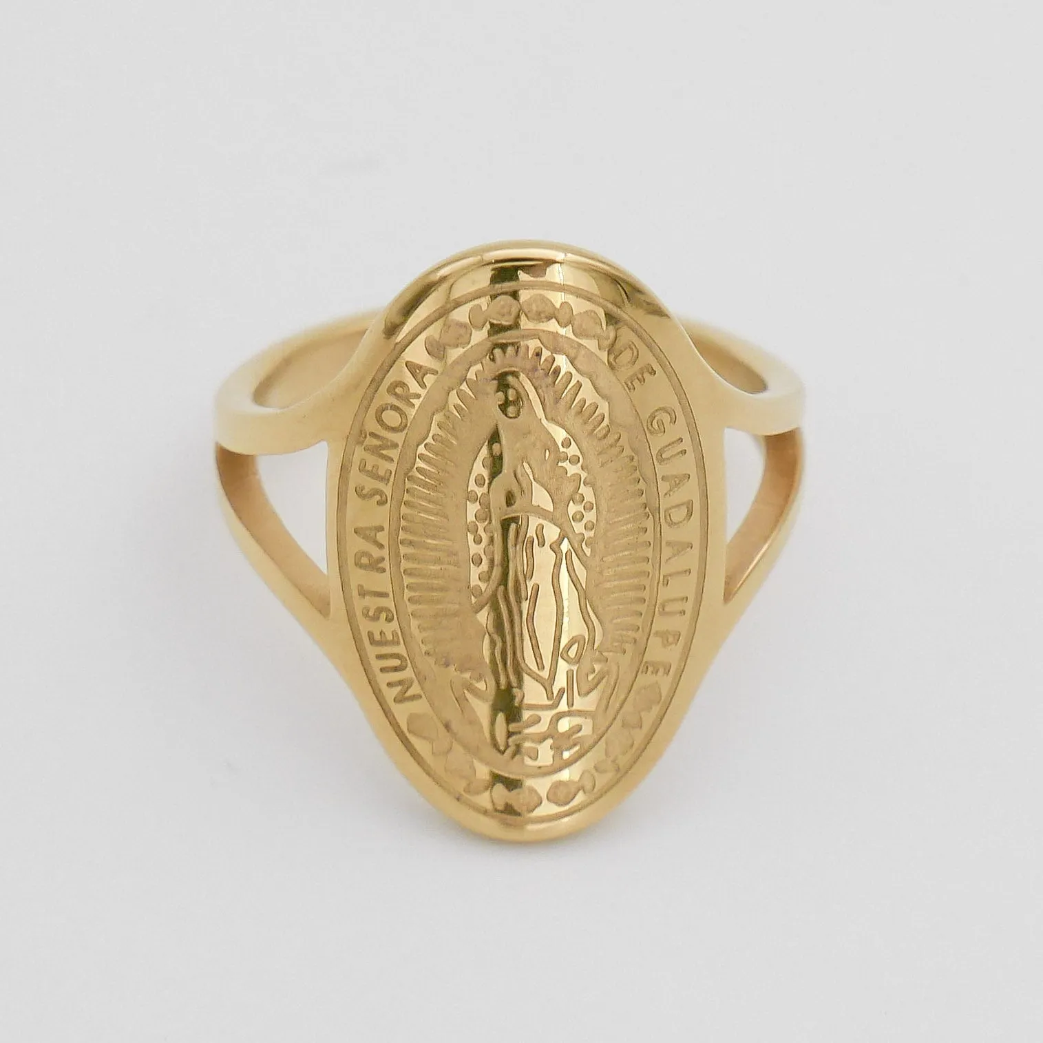 Maria Ring