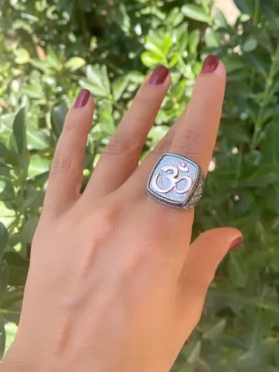 Ohm Signet Ring Men