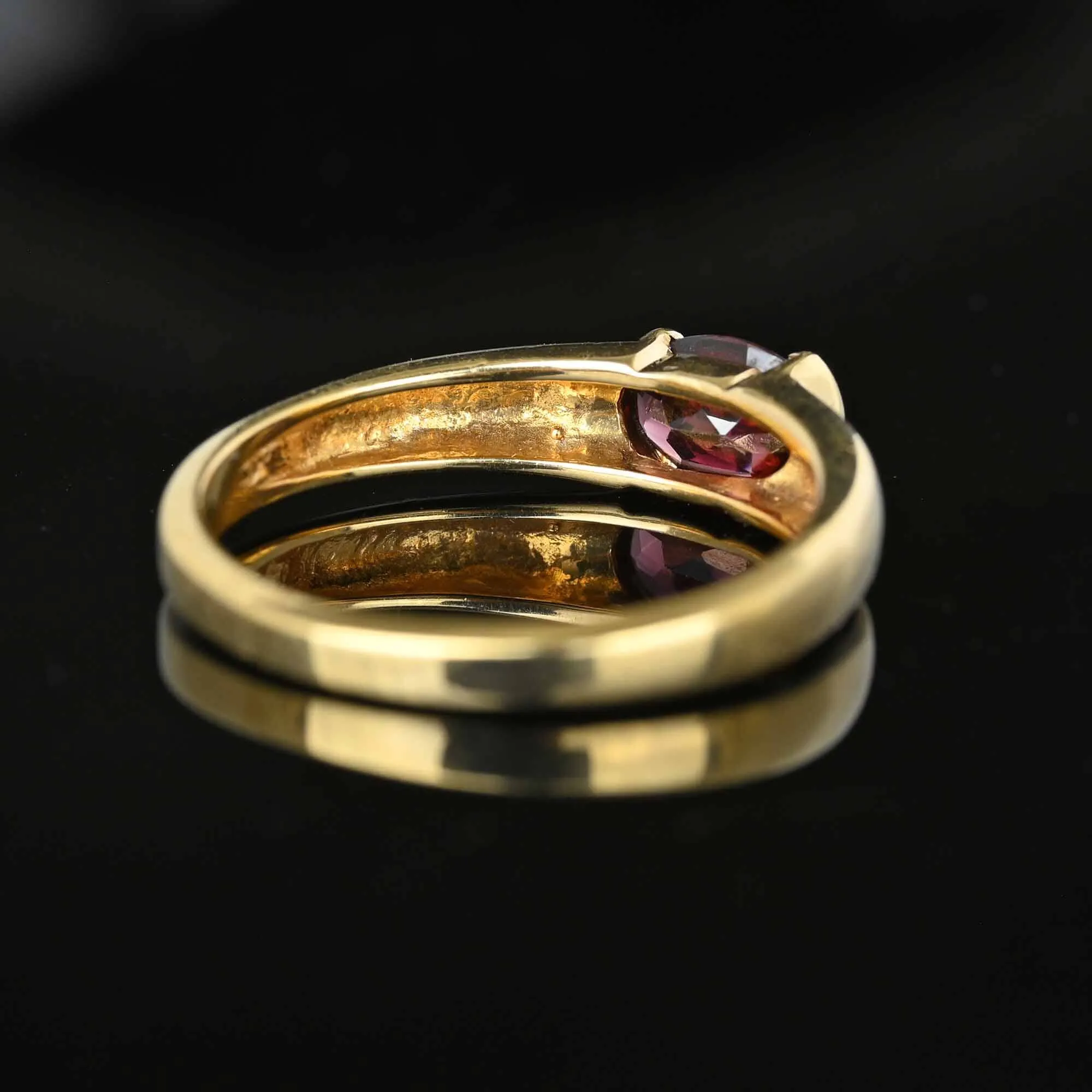 Signet Style Gold Smooth Top Rhodolite Garnet Ring