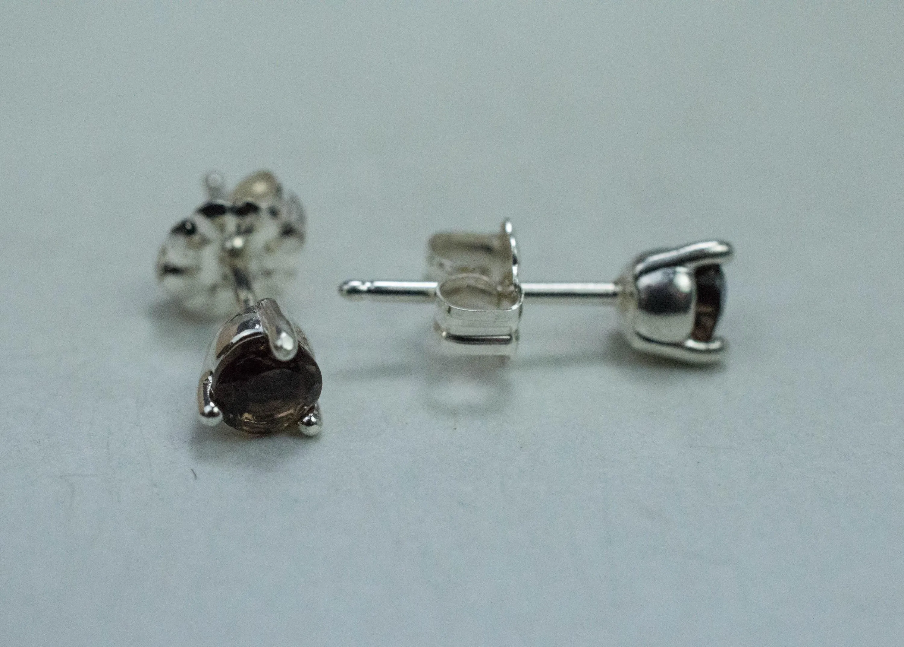 Smoky Quartz Earrings; Natural Untreated USA Quartz; 0.455cts