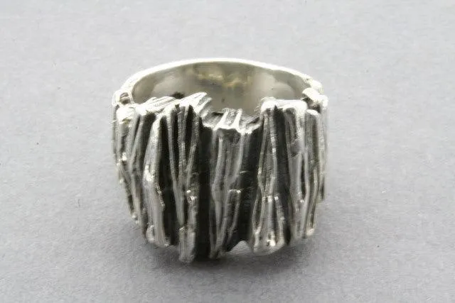 stick signet ring