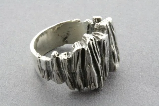 stick signet ring